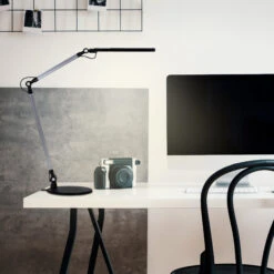 CCT LED Tischleuchte, 51 Cm, 6,6 W, Schwarz -Briloner Store cct led funktionstischleuchte schwarz led milieu1 bc98d41b6c6017bcdad3944ab299002e